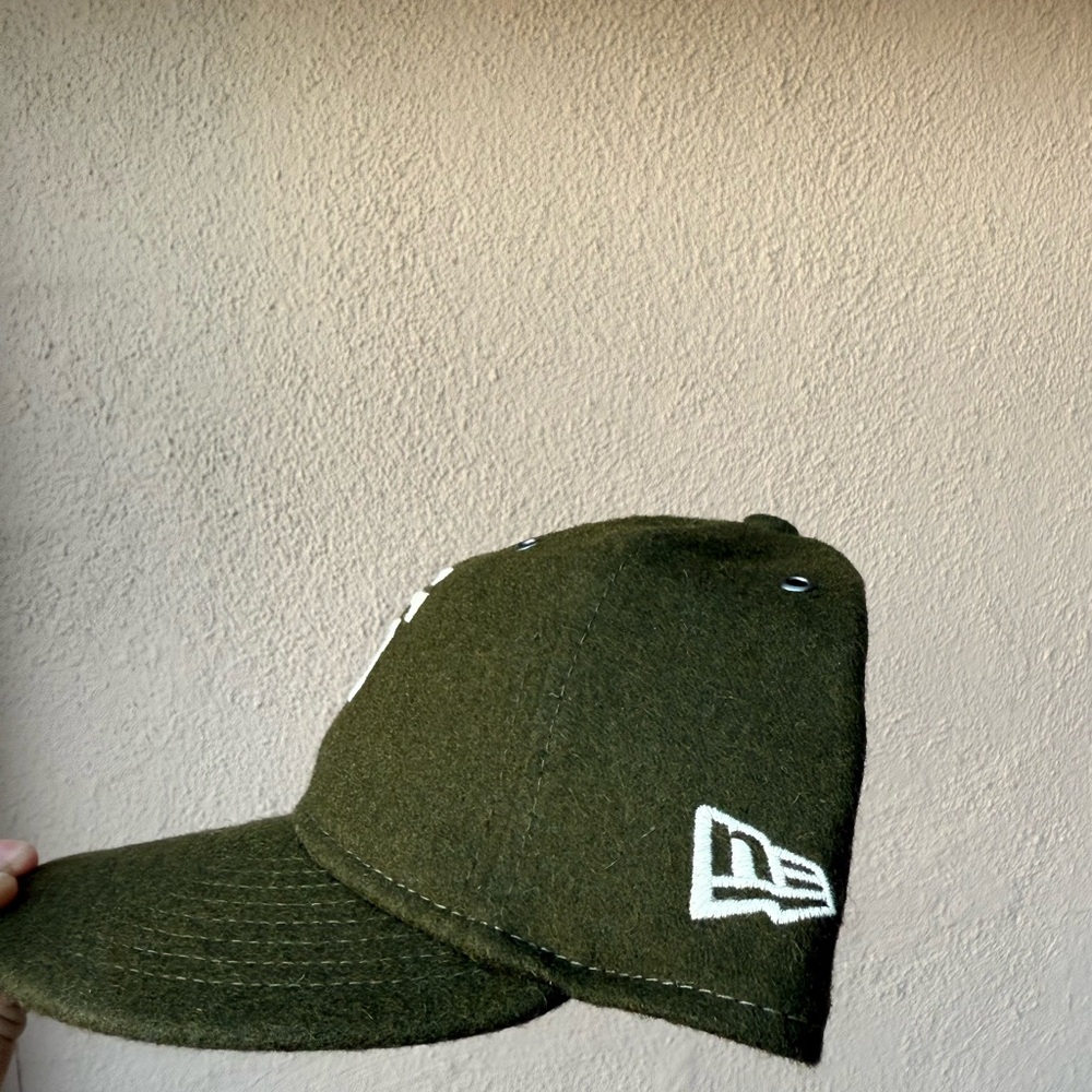 New Era Wool Retro Crown 9FIFTY Strapback ~ SF Giants ~ Olive | OSFM NWT *RARE*